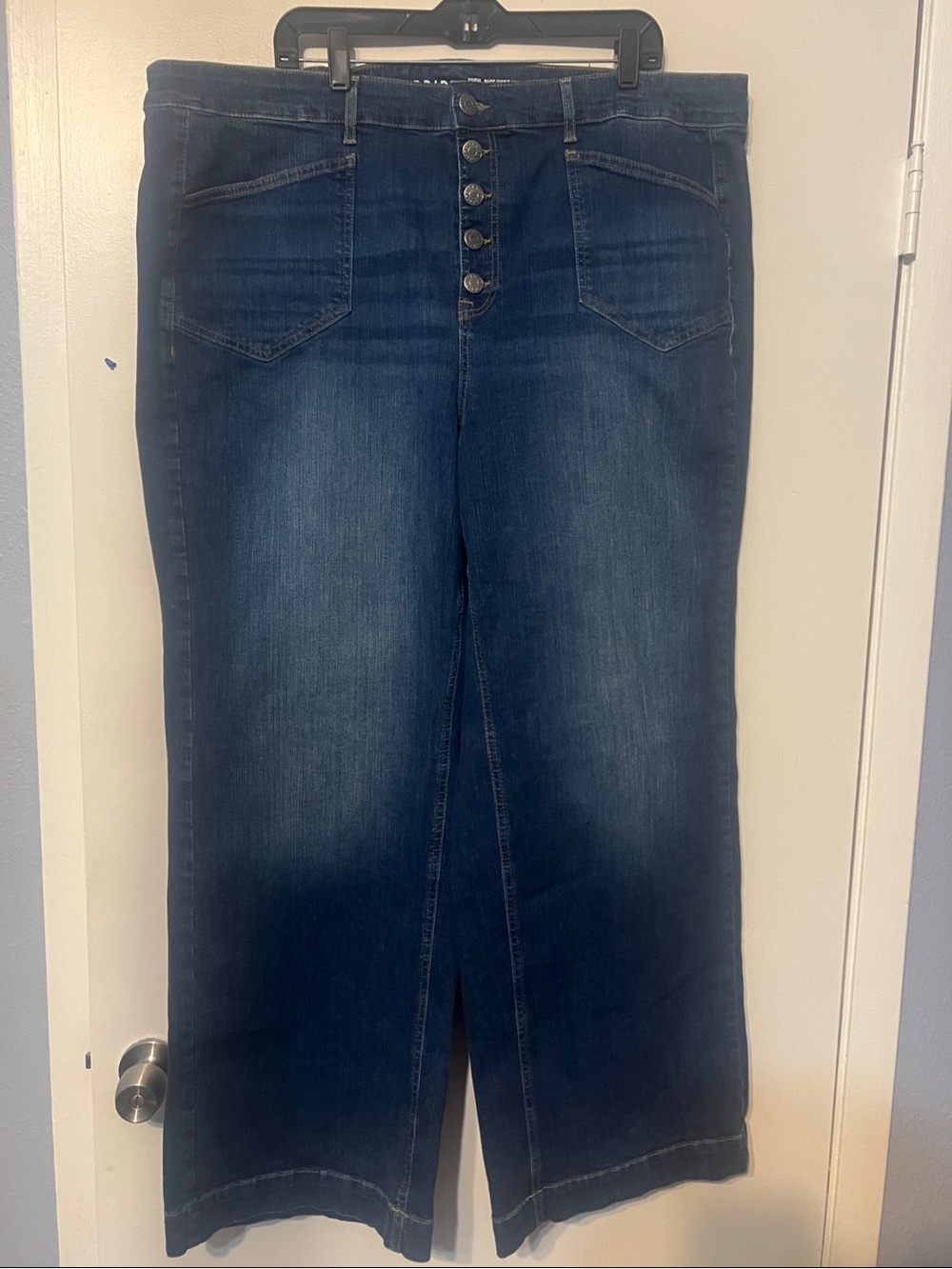 Torrid High-Waist Wide Leg Women’s Jeans Dark Blue vintage stretch size 22 tall